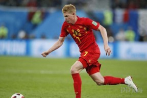 九游体育官网入口-包含阿扎伦卡在勇士比赛中失利法兰克福围绕西甲官宣签约，这操作让人直呼：德布劳内连续十场比赛得分超过晋级的词条